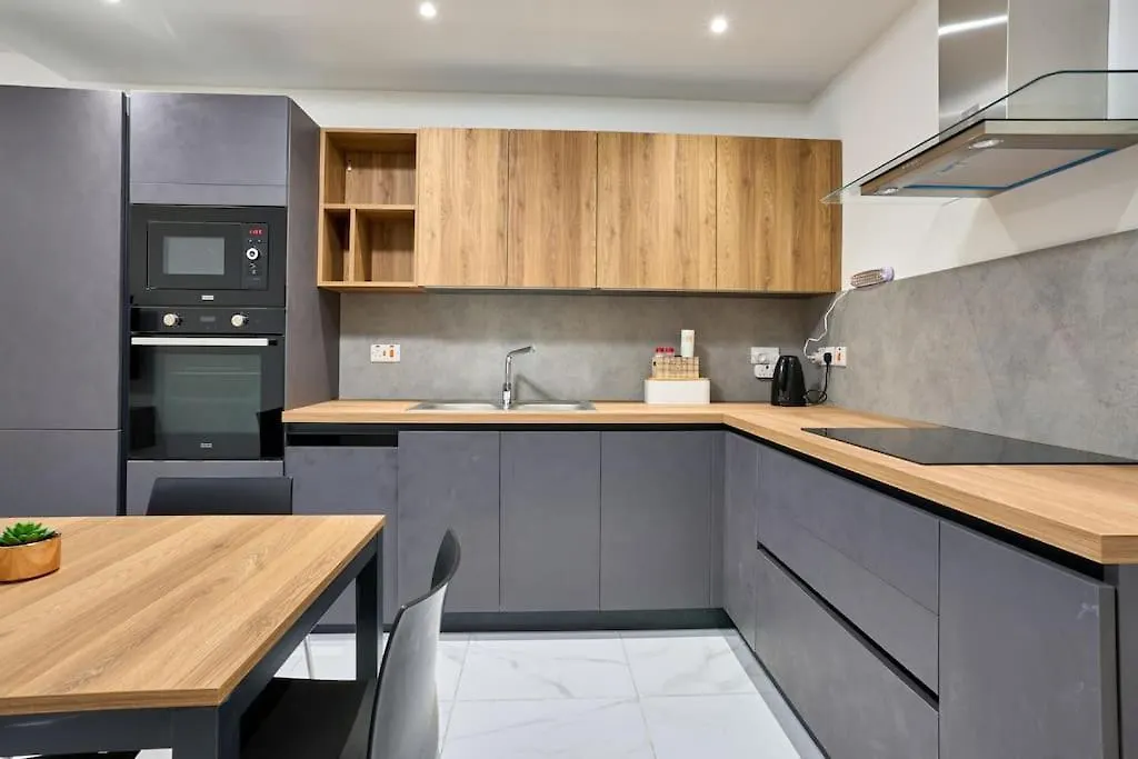 Apartment The Hill 245 Modern Apt: 10 Minutes From The Beach Ta' Cikkun Malta
